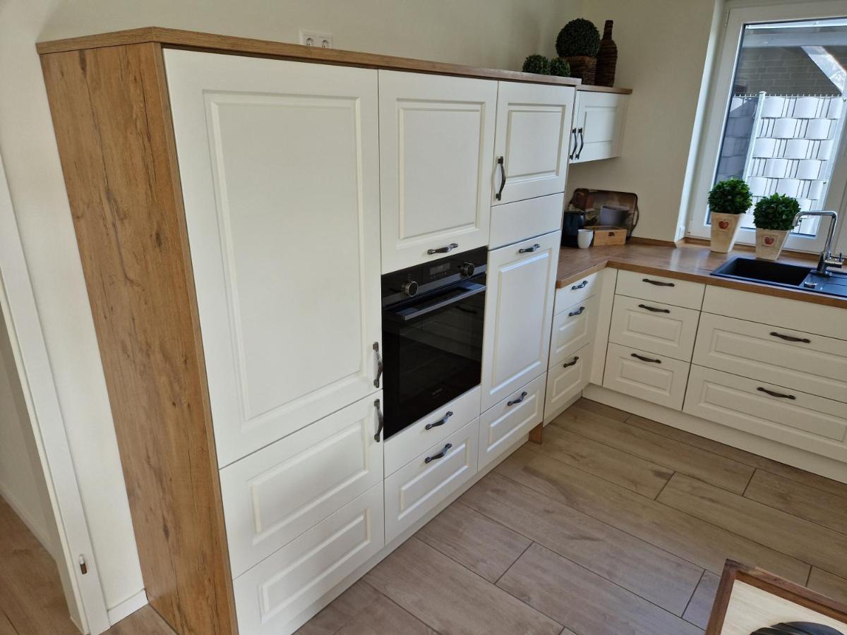 Apartment Nahe Meyer Werft In Ostfriesland Mit Kueche & Netflix Westoverledingen Eksteriør billede